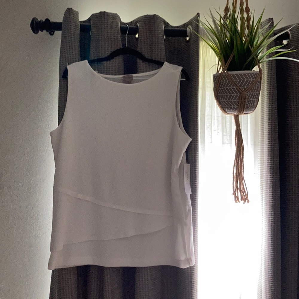 Sleeveless tank